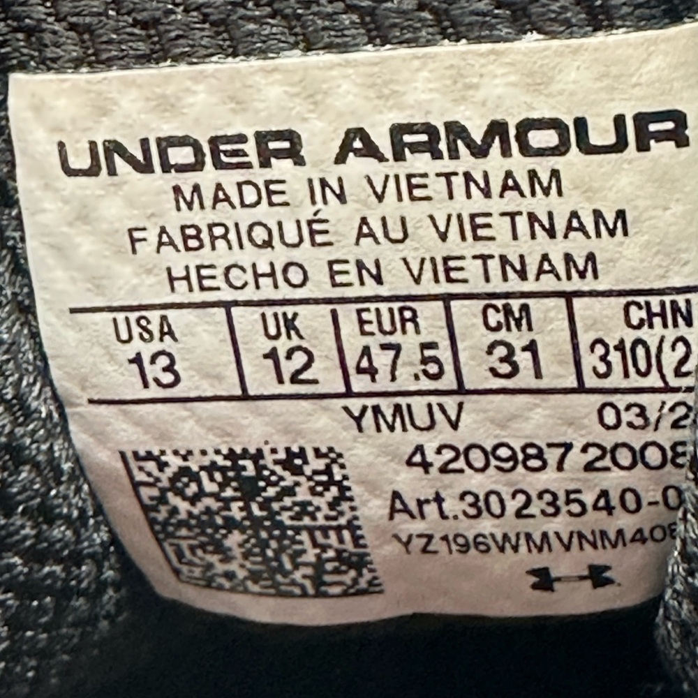 mens Under Armour shoes 13 HOVR Infinite Running Sneaker Foam Comfortable Black - Picture 10 of 10